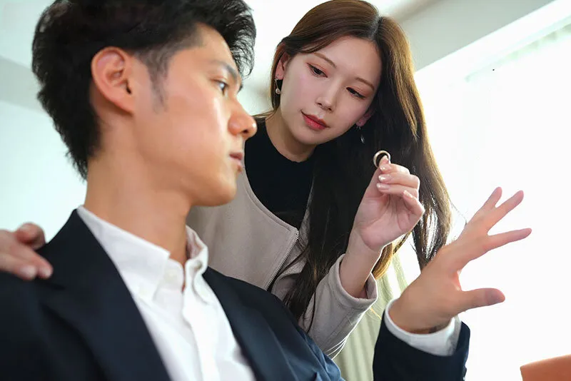 Người vợ đi đi giã ngoại, chồng yêu ở nhà bị nhỏ em cô vợ gạ trả bài không trượt phát nào
